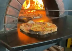 Wood Fired Pizza Ovens on Gas Yes! Who Rates The Best for Gas Wood Fired Ovens We Tell You